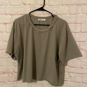 UEU cropped oversized tee